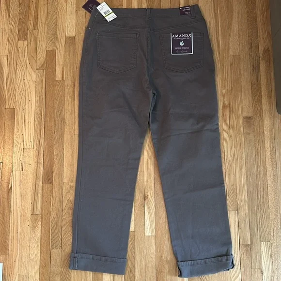 Gloria Vanderbilt. Gray Chinos Classic Straight-Leg - Picture 5 of 5